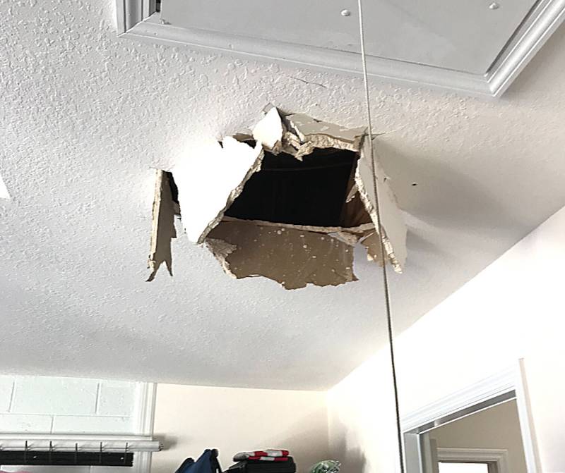 broken drywall ceiling